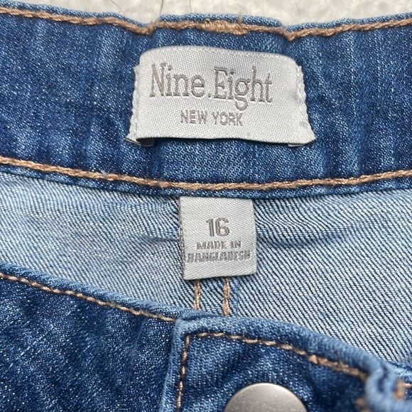 Nine Eight New York Denim Jeans Shorts Stretch Size 16 - Picture 3 of 7